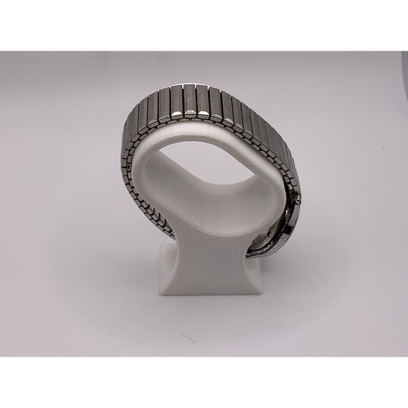 Vintage Waltham Incabloc 17 Jewels Red Second Hand For Parts Or Repair - Picture 7 of 16